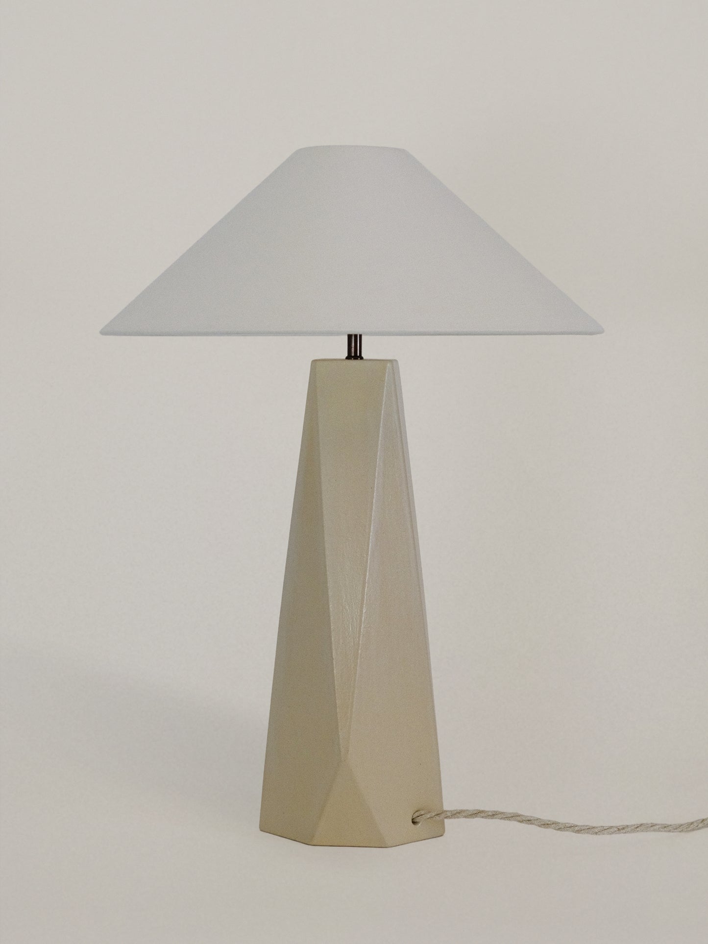 Liss Lamp, Ceramic